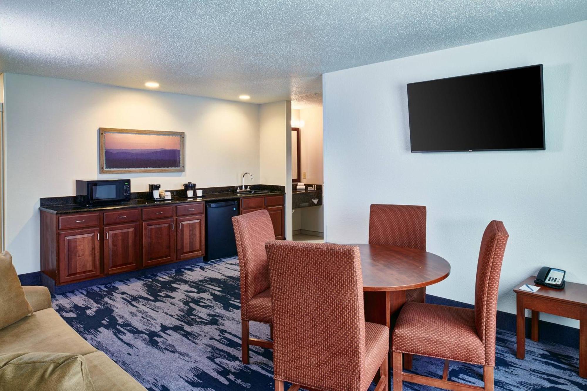 Fairfield Inn & Suites Detroit Livonia Exterior foto