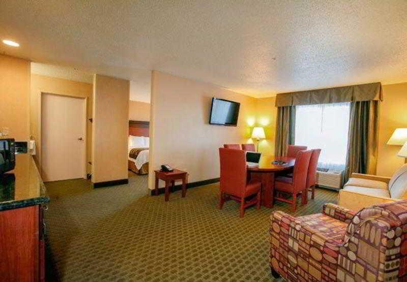 Fairfield Inn & Suites Detroit Livonia Habitación foto